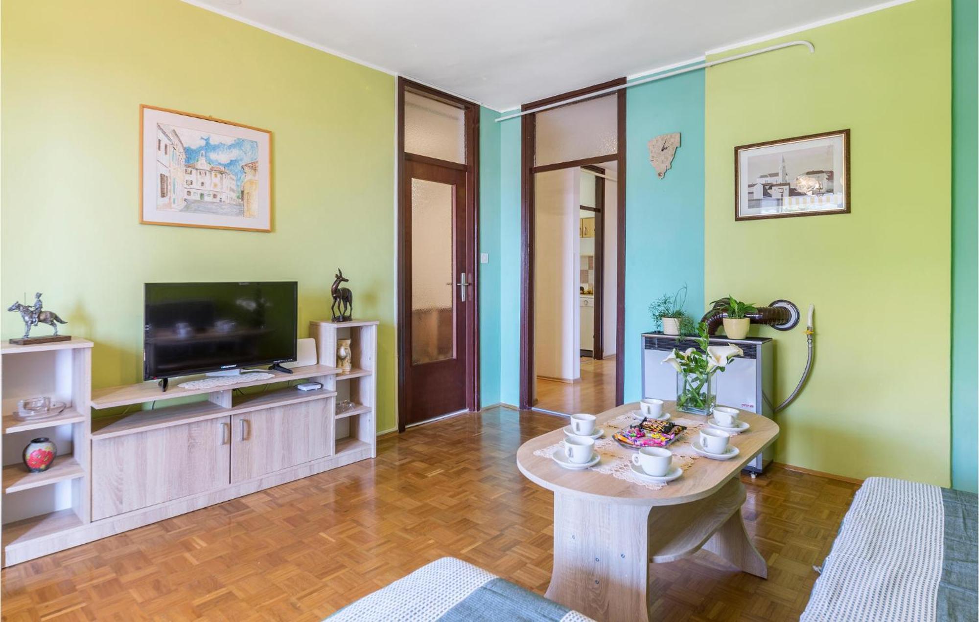 Gorgeous Apartment In Pula With House Sea View ภายนอก รูปภาพ
