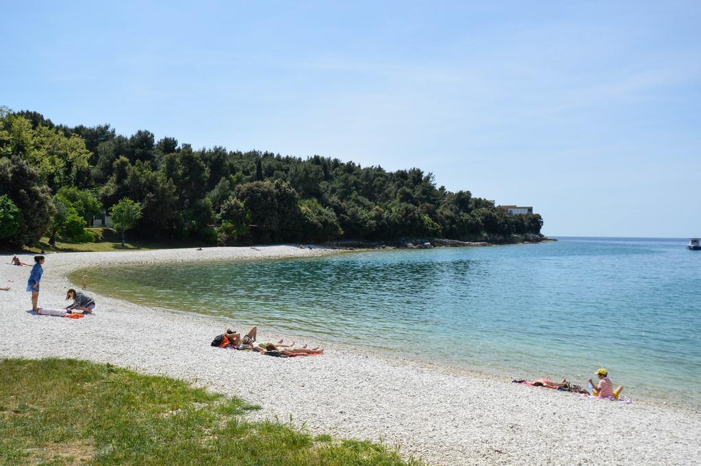 Gorgeous Apartment In Pula With House Sea View ภายนอก รูปภาพ